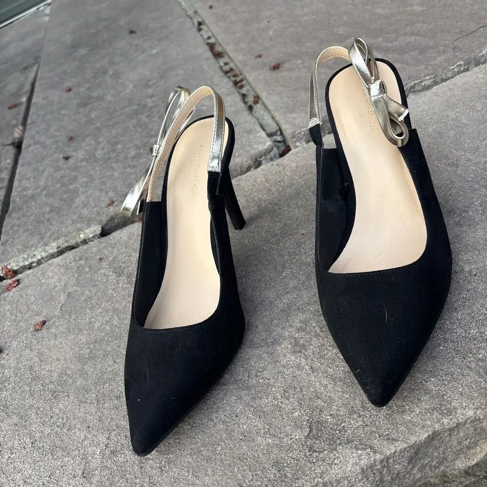 Women’s Ann Taylor Black Slingback Heels With Metallic Bows Size 6 EUC